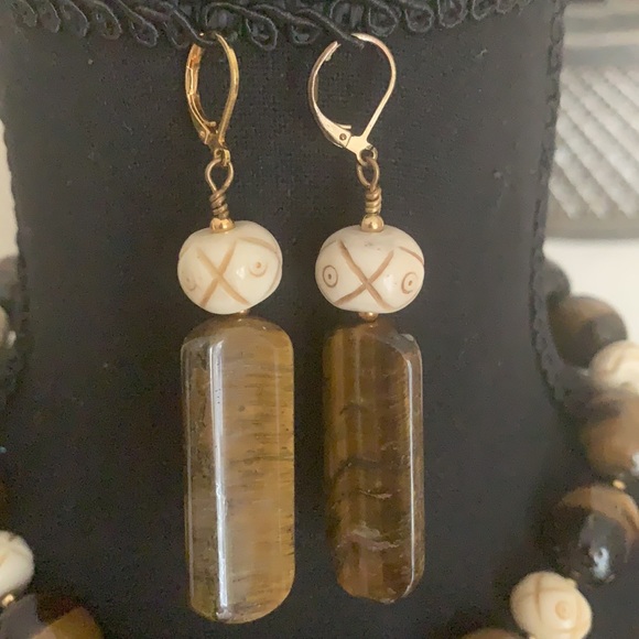 Kenneth Lane-Matching Necklace & Earrings - Picture 3 of 7